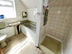 Bathroom- click for photo gallery